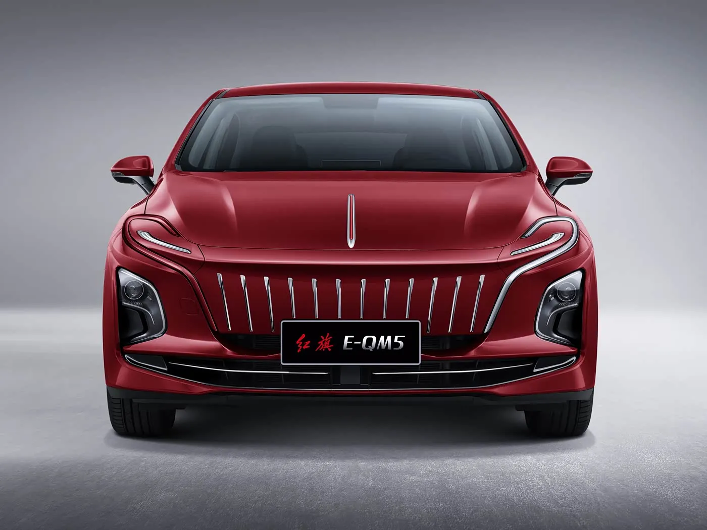 Hongqi E-QM5 Amplio sedán EV con distancia entre ejes larga y largo alcance, vehículo eléctrico puro de nueva energía