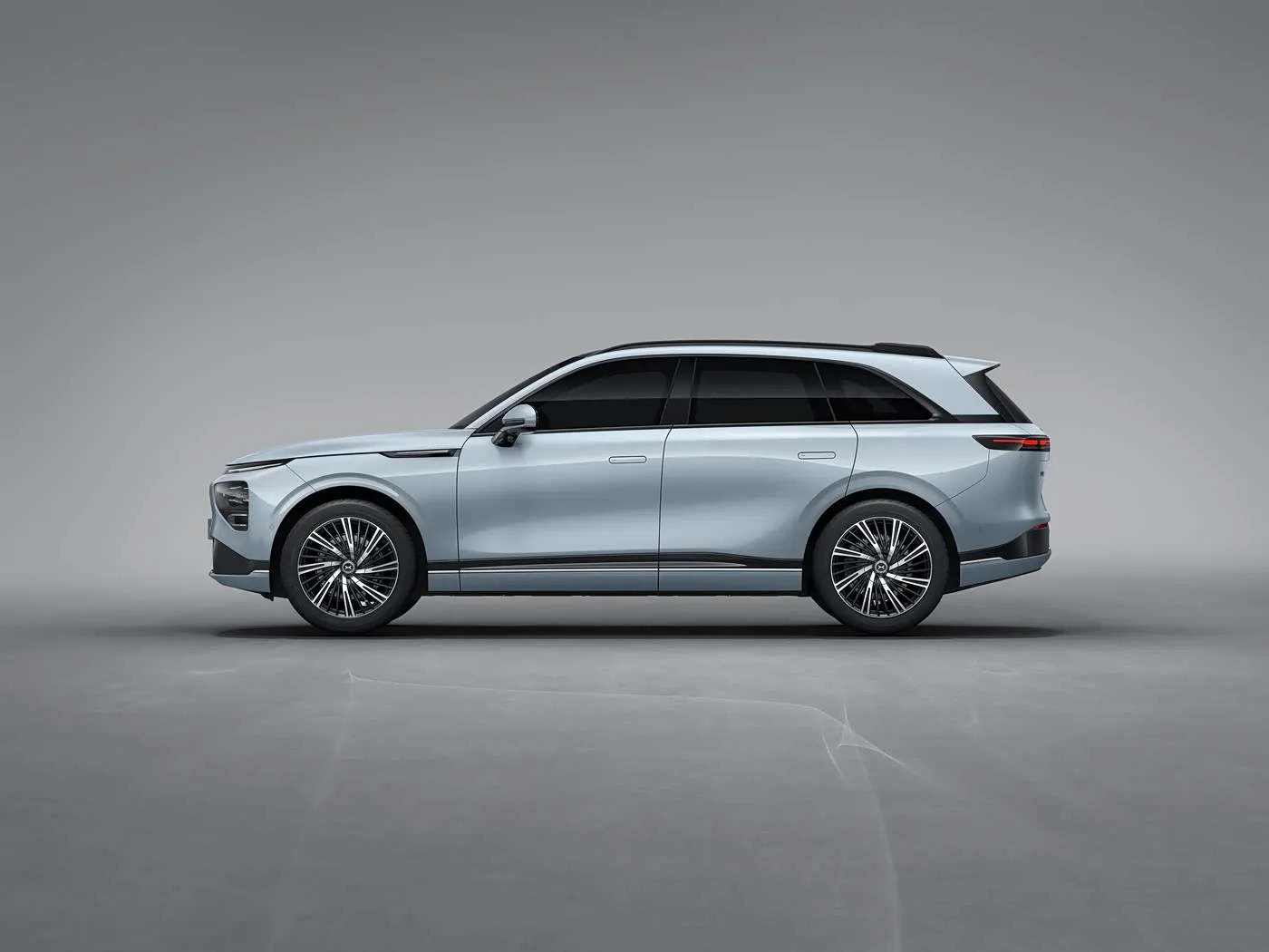 Xpeng G9 SUV de lujo de 4 puertas y 5 plazas Vehículo eléctrico New Energy MPV Hatchback con modo de conducción 4WD Potencia PHEV y motor EV izquierdo