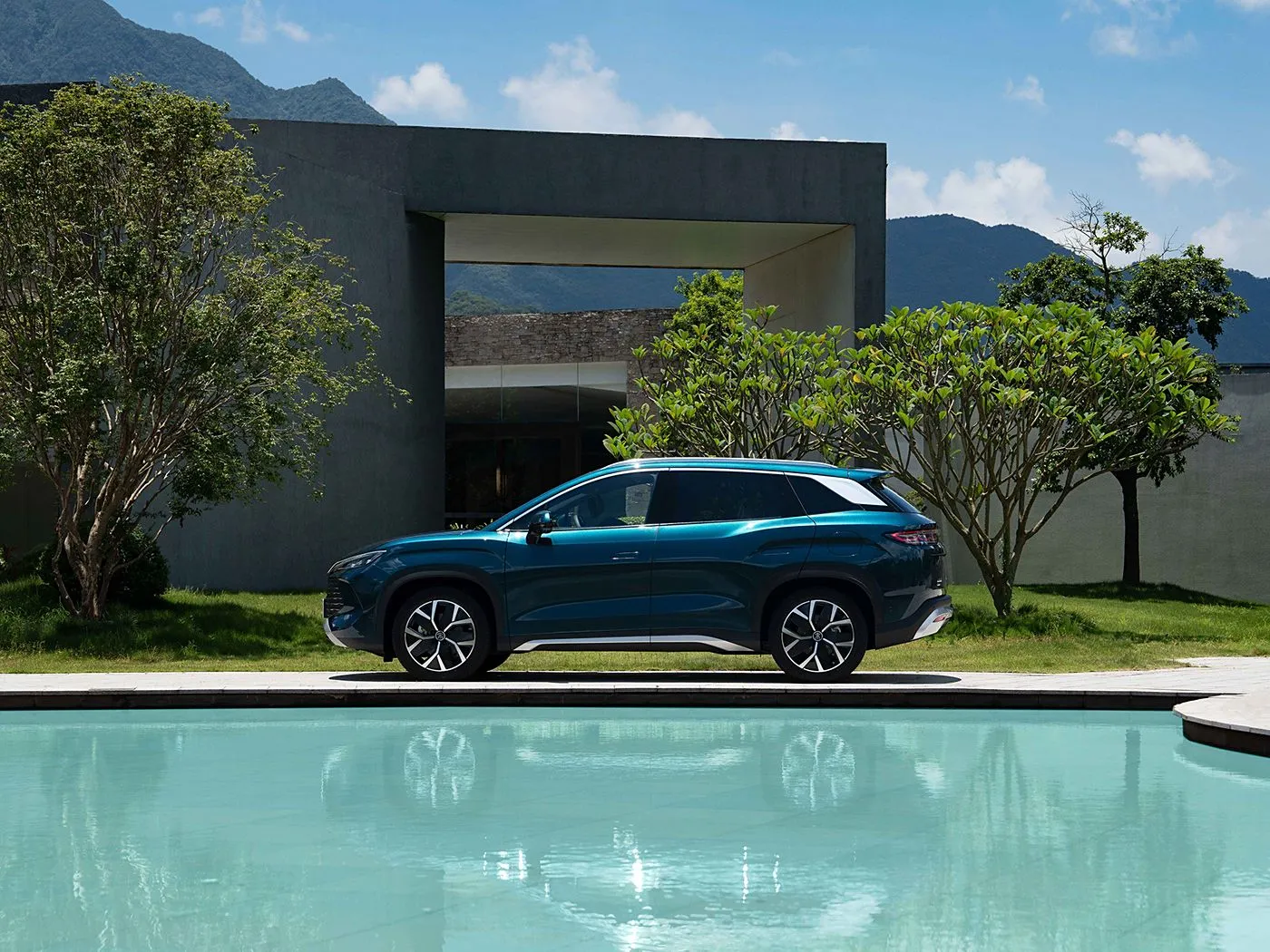 BYD Song L DM-i SUV PHEV compacto Vehículo de nueva energía de largo alcance y alta velocidad DiPilot 2.0 Asientos calefactables Cámara panorámica de 360°