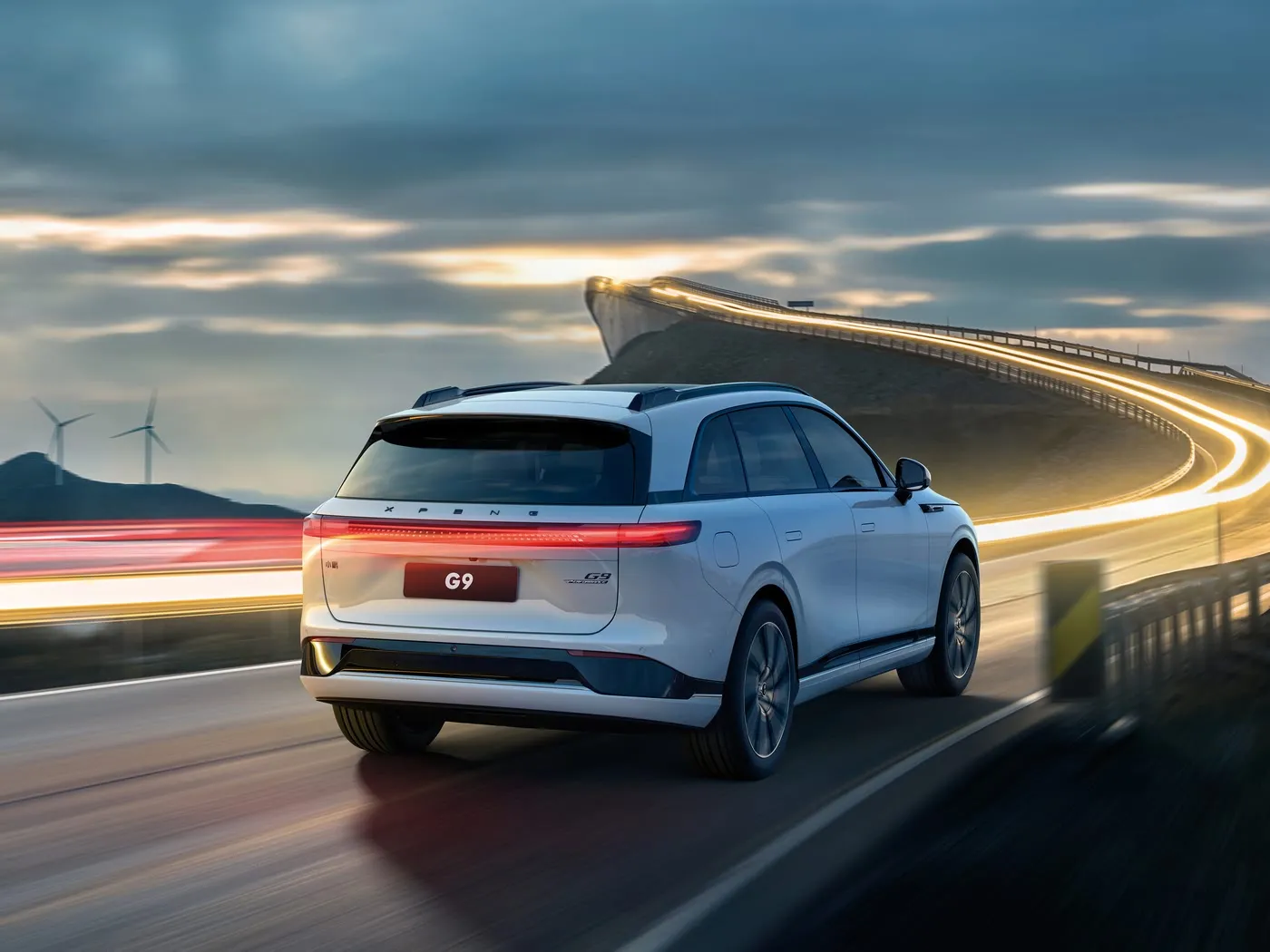 Xpeng G9 SUV de lujo de 4 puertas y 5 plazas Vehículo eléctrico New Energy MPV Hatchback con modo de conducción 4WD Potencia PHEV y motor EV izquierdo
