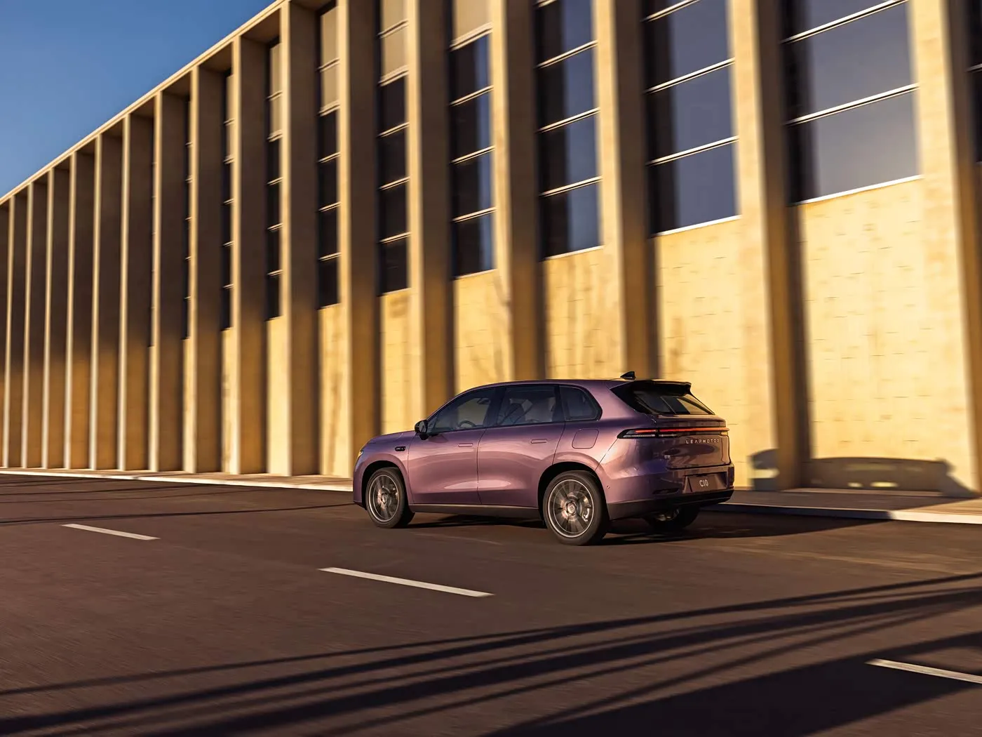 LEAPMOTOR C10 SUV eléctrico híbrido de alta velocidad 4WD con alcance de 170 km Vehículo de nueva energía procedente de China