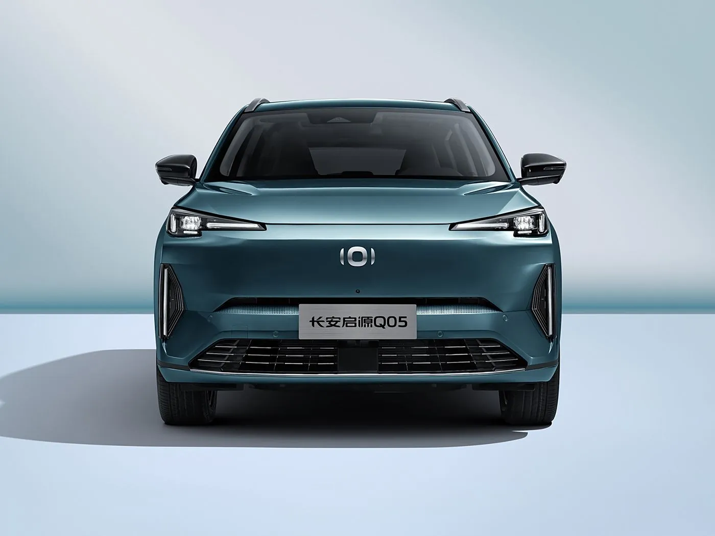 Changan NEVO Q05 Híbrido Eléctrico SUV de Alcance Largo Caja de Cambios Automática 5 Puertas 5 Plazas Interior de Cuero Izquierda