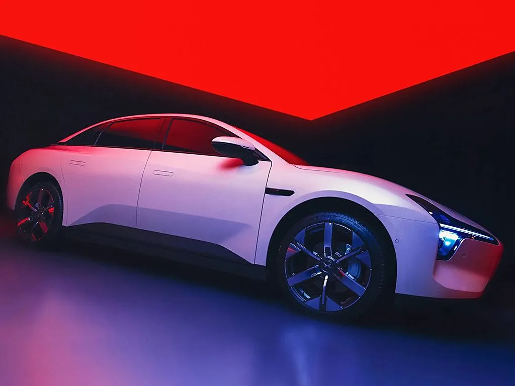 Xiaopeng 2025 Mona M03 Sedán eléctrico Largo alcance 515 km Vehículo de nueva energía SUV y hatchback EV Batería de litio