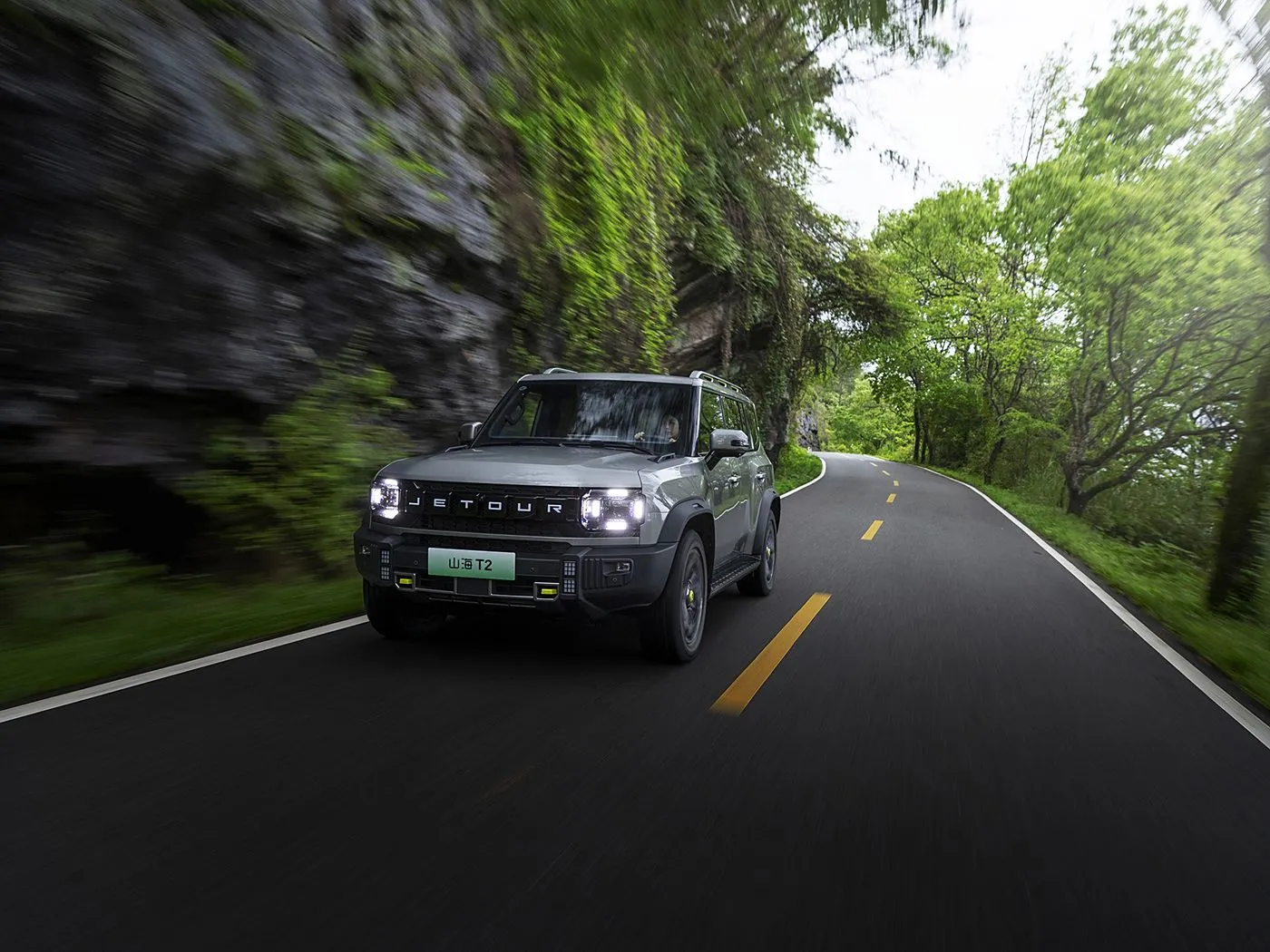Jetour T2 SUV Versión híbrida Euro VI Recién llegado Light Turbo ACC Caja de cambios automática Cuero Dirección izquierda