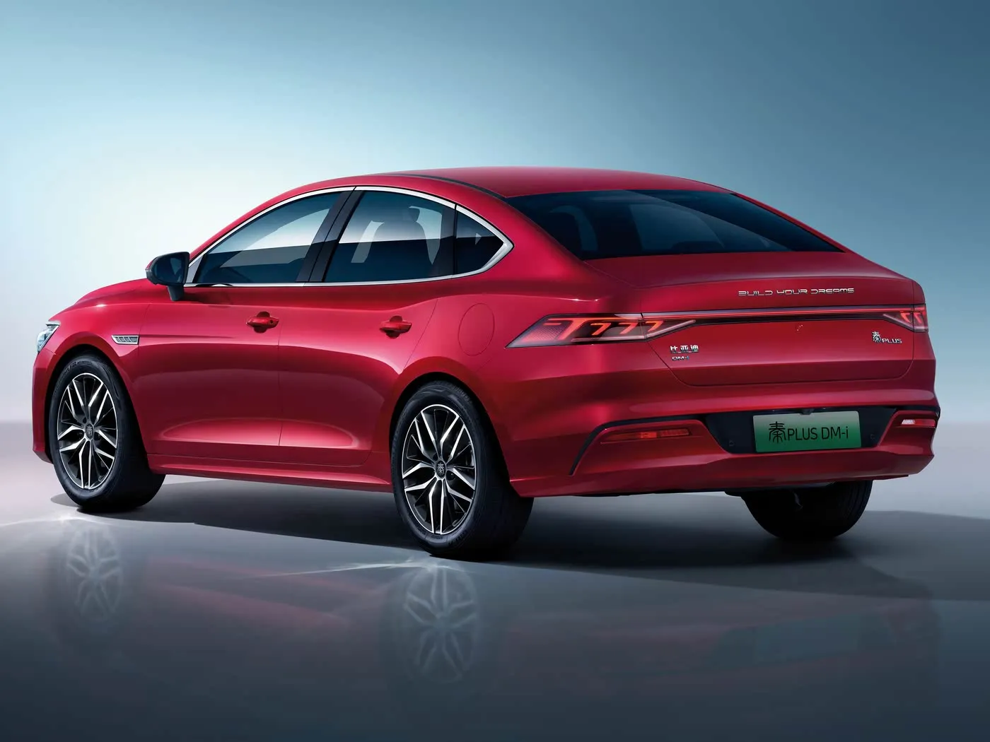 BYD Qing Plus SUV eléctrico Auto híbrido Vehículo de nueva energía Motor EV mejorado Sedán con dirección izquierda optimizado para motor de búsqueda