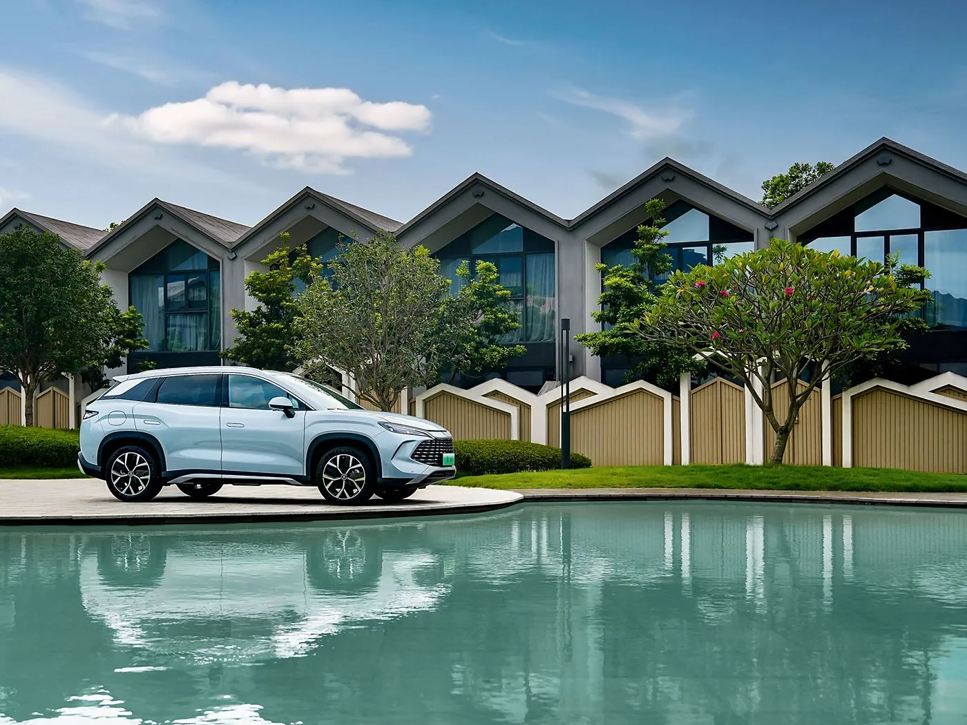 BYD Song L DM-i SUV PHEV compacto Vehículo de nueva energía de largo alcance y alta velocidad DiPilot 2.0 Asientos calefactables Cámara panorámica de 360°