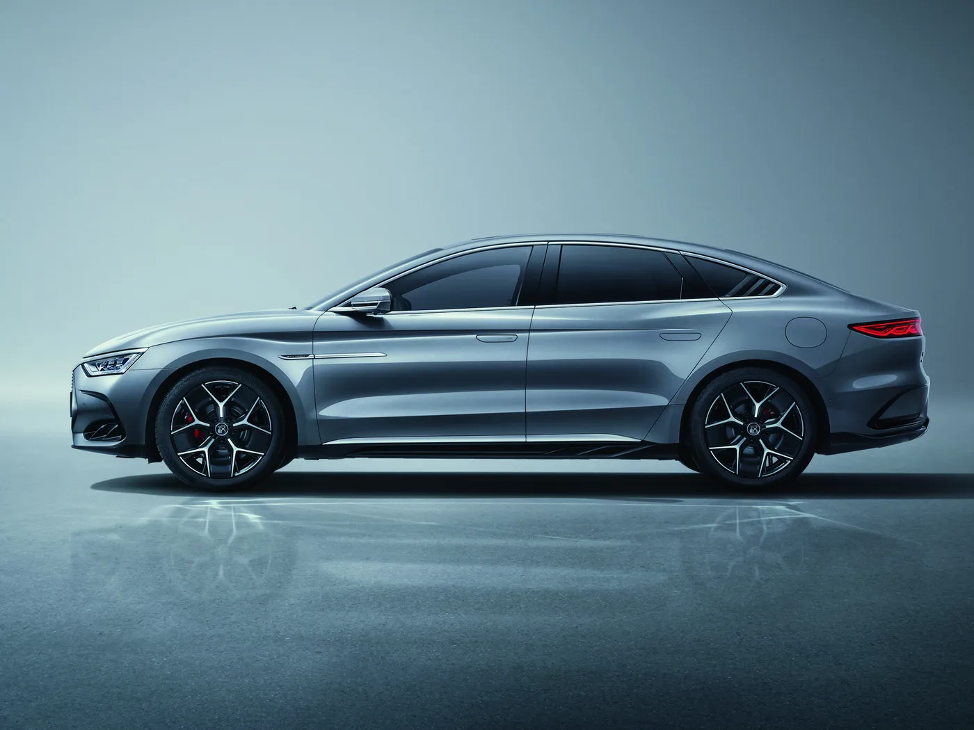 BYD Han EV/DM-i Sedán de lujo electrizante con potencia de motor dual y tecnología de vanguardia NUEVA ENERGE